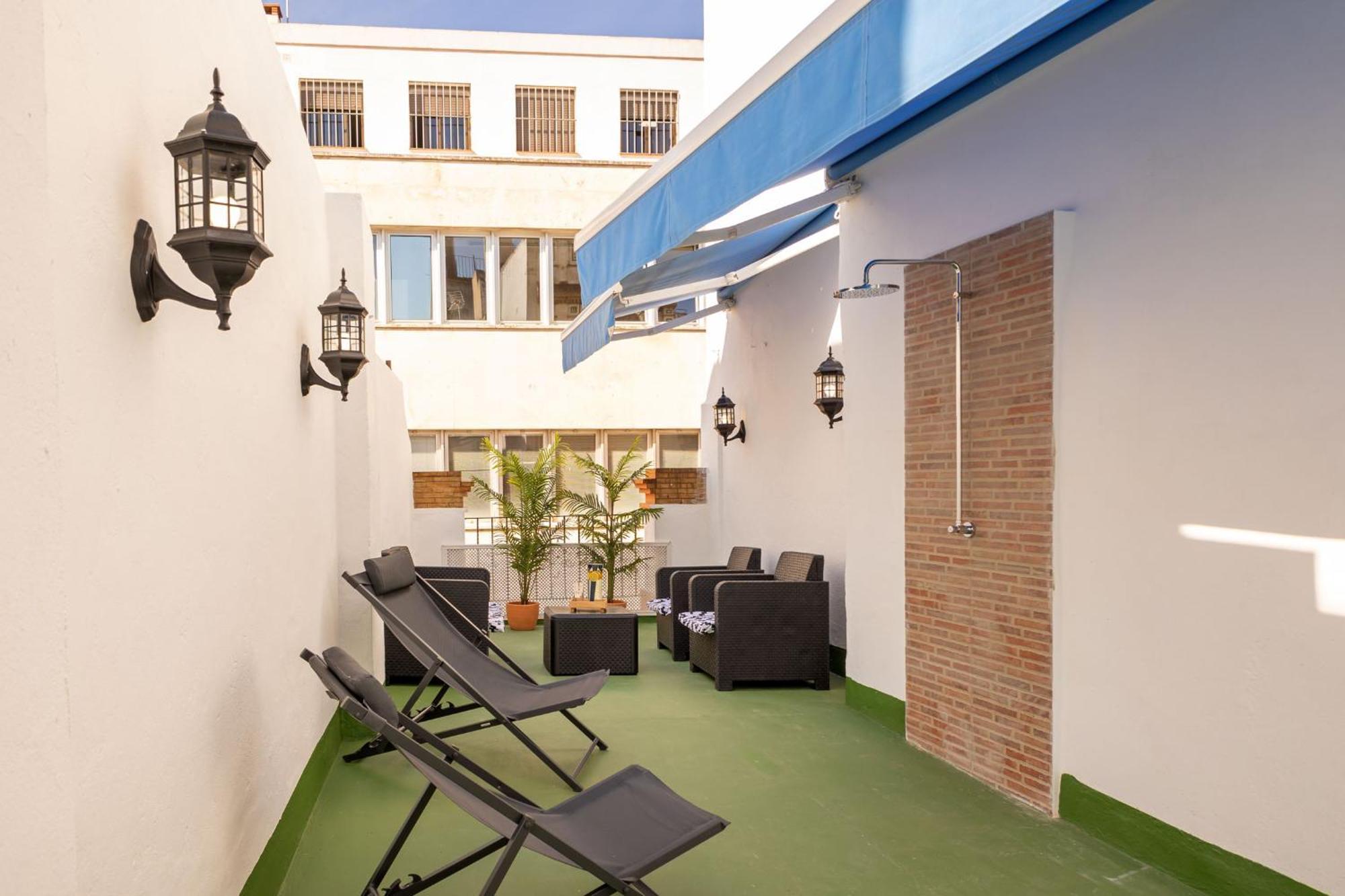 Апартаменты New! La Casa Del Cerrajero Севилья Экстерьер фото